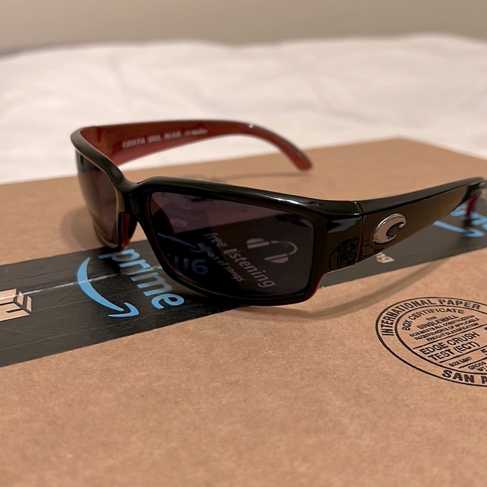Costa Del Mar Caballito CL 32 Sunglasses Black/Pink Frame Polarized